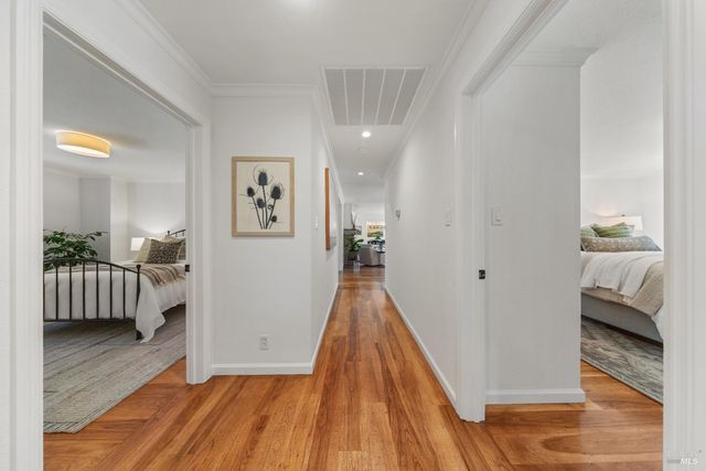 60 Green Valley Ct, San Anselmo, CA 94960