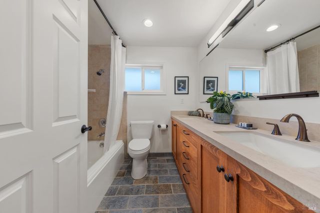 60 Green Valley Ct, San Anselmo, CA 94960