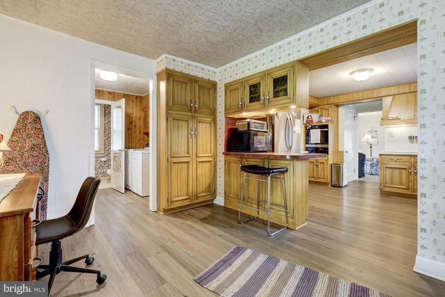 972 W MAIN ST, Ephrata, PA 17522