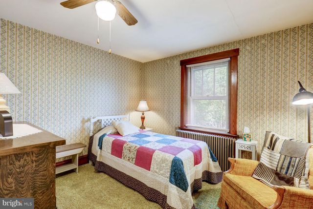 972 W MAIN ST, Ephrata, PA 17522
