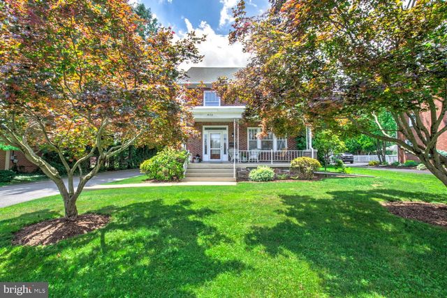 972 W MAIN ST, Ephrata, PA 17522