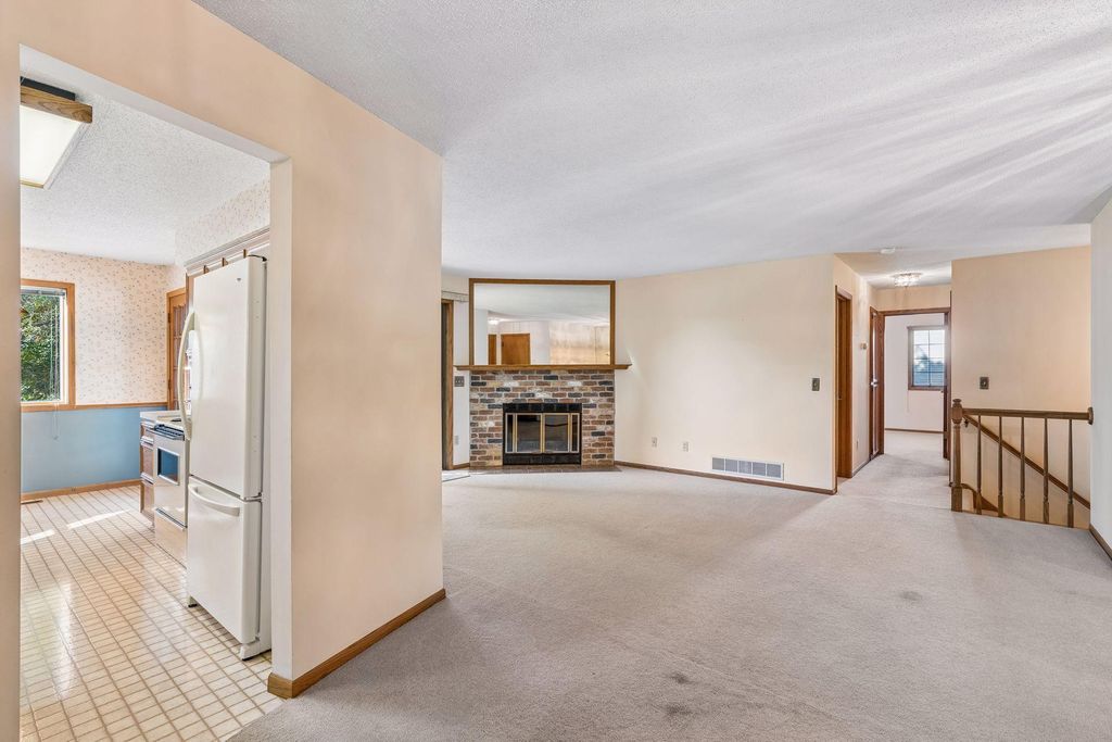 2642 Lake Court Drive 28, Mounds View, MN 55112 — photo 4