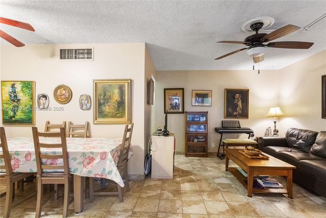 1425 Arthur Street 205A, Hollywood, FL 33020