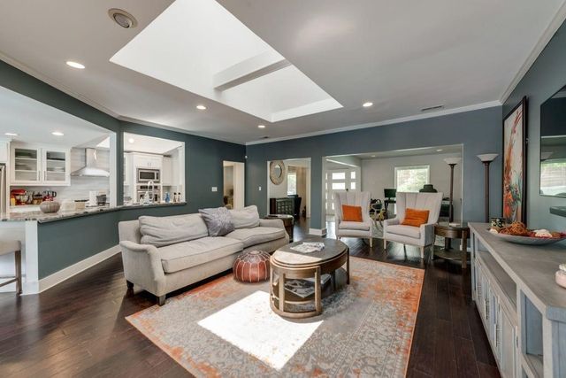 9178 Glen Springs Drive, Dallas, TX 75243