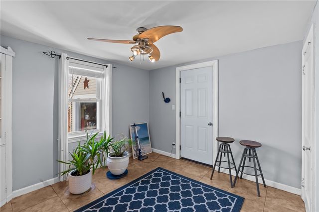 19 Annette Avenue, Pawtucket, RI 02861