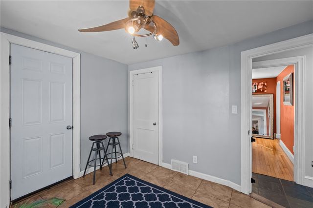 19 Annette Avenue, Pawtucket, RI 02861