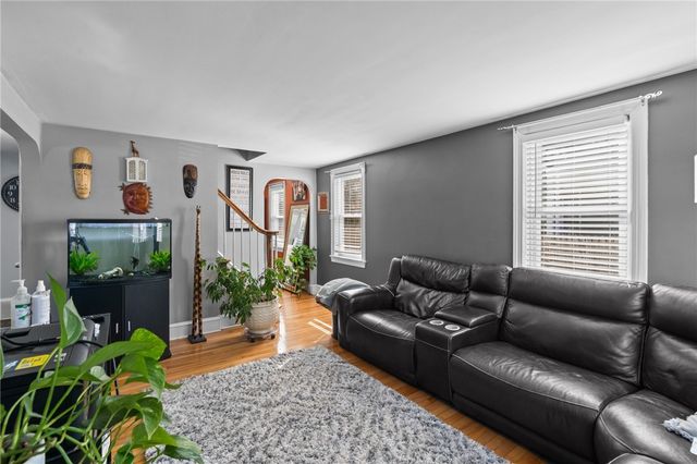 19 Annette Avenue, Pawtucket, RI 02861