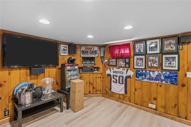 19 Annette Avenue, Pawtucket, RI 02861