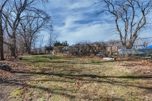 19 Annette Avenue, Pawtucket, RI 02861