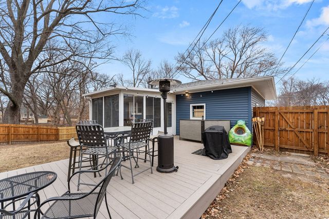 5100 11th Avenue C, Moline, IL 61265