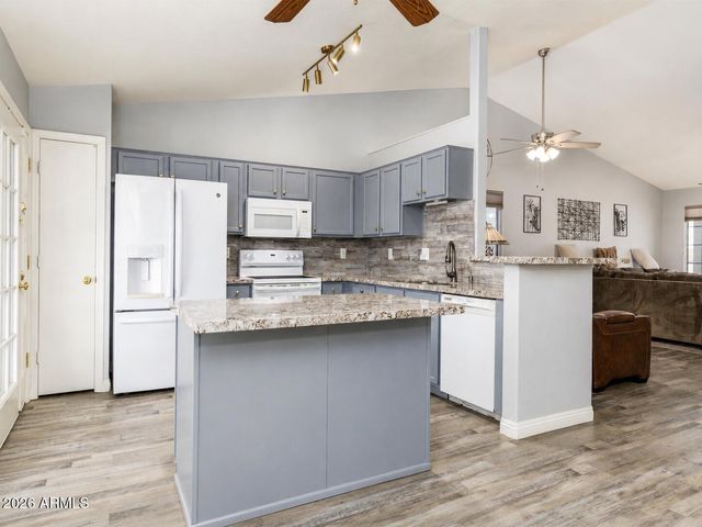 824 W 15TH Avenue, Apache Junction, AZ 85120