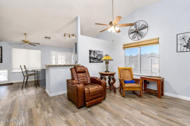 824 W 15TH Avenue, Apache Junction, AZ 85120