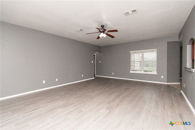 3200 Alamocitos Creek Drive, Killeen, TX 76549