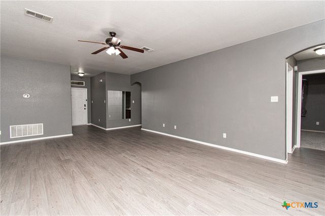 3200 Alamocitos Creek Drive, Killeen, TX 76549