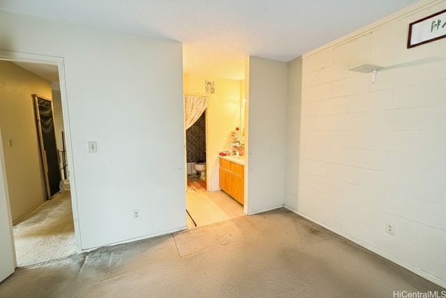 94-858 Lelepua Street 11A, Waipahu, HI 96797