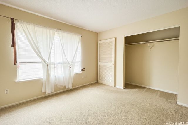 94-858 Lelepua Street 11A, Waipahu, HI 96797