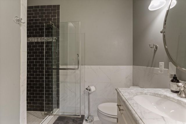 27100 Deerfield Lane, Edwardsburg, MI 49112
