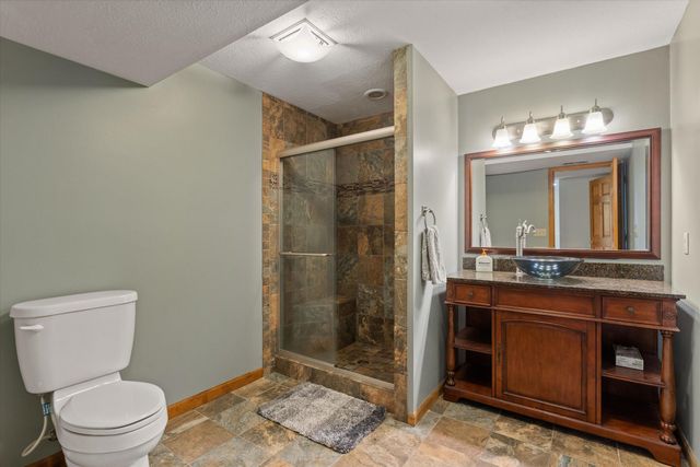 27100 Deerfield Lane, Edwardsburg, MI 49112