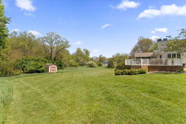 27100 Deerfield Lane, Edwardsburg, MI 49112