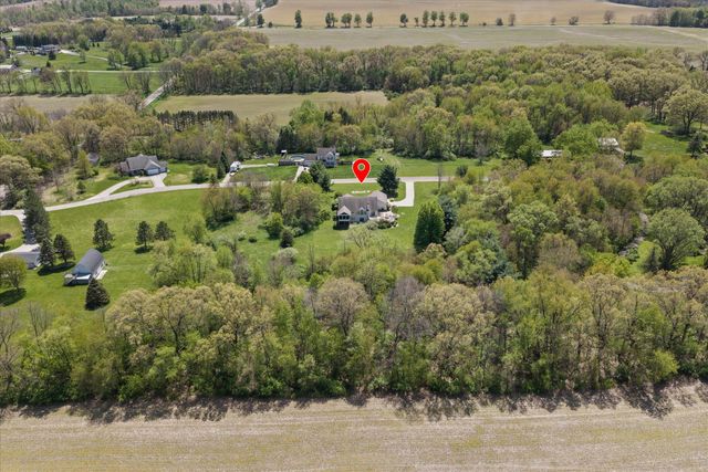 27100 Deerfield Lane, Edwardsburg, MI 49112