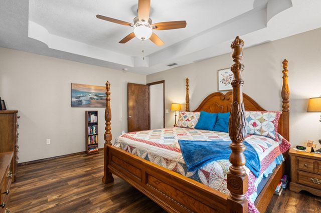 3852 W Village Terrace, Springfield, MO 65810
