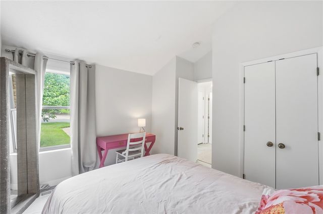 40 Rolling Hills Drive, Wyoming, OH 45215