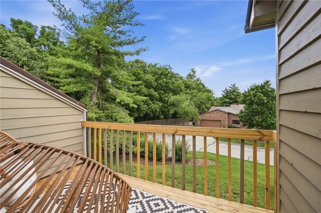 40 Rolling Hills Drive, Wyoming, OH 45215