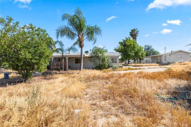 18420 Decker, Perris, CA 92570
