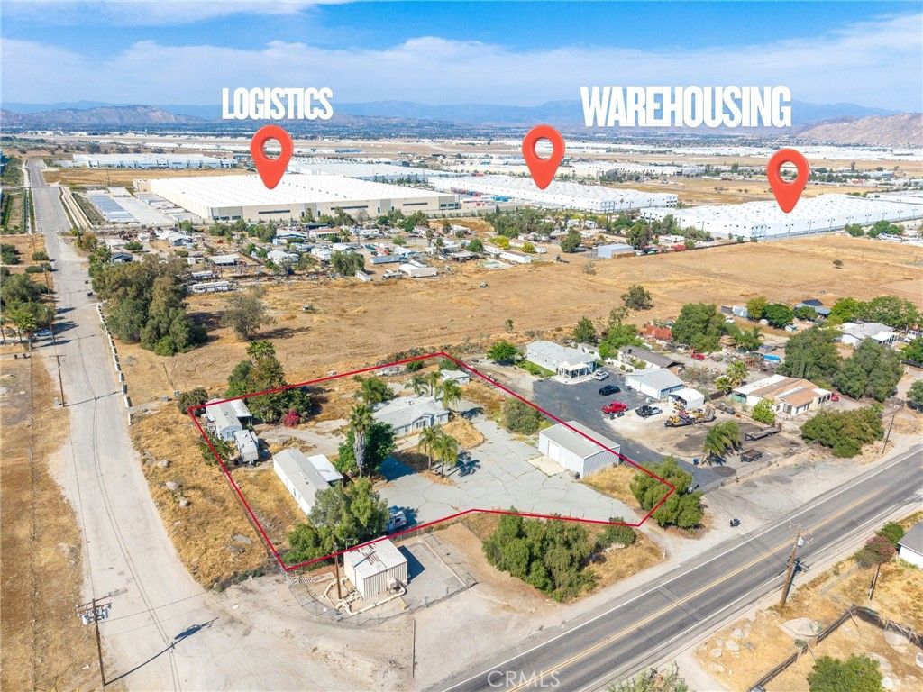 18420 Decker, Perris, CA 92570