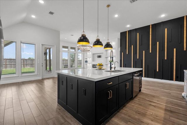 9934 Starry Night Lane, Manvel, TX 77578