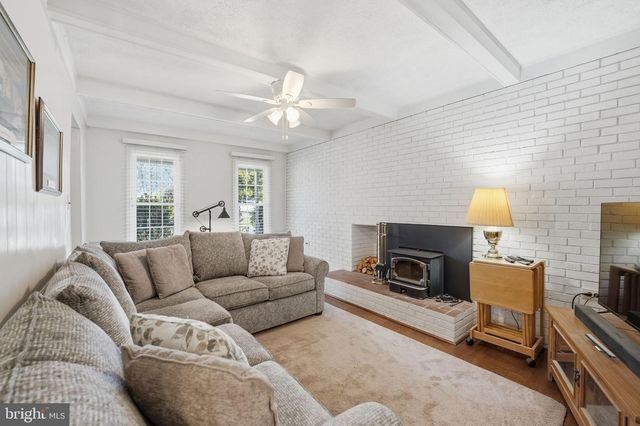 9613 CHEVALLE DR, Manassas, VA 20112