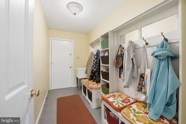 9613 CHEVALLE DR, Manassas, VA 20112