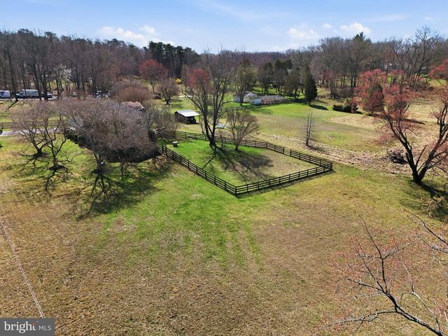 9613 CHEVALLE DR, Manassas, VA 20112