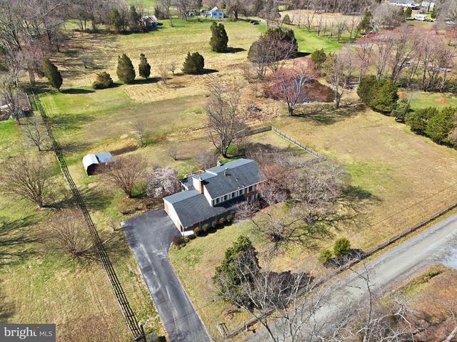 9613 CHEVALLE DR, Manassas, VA 20112