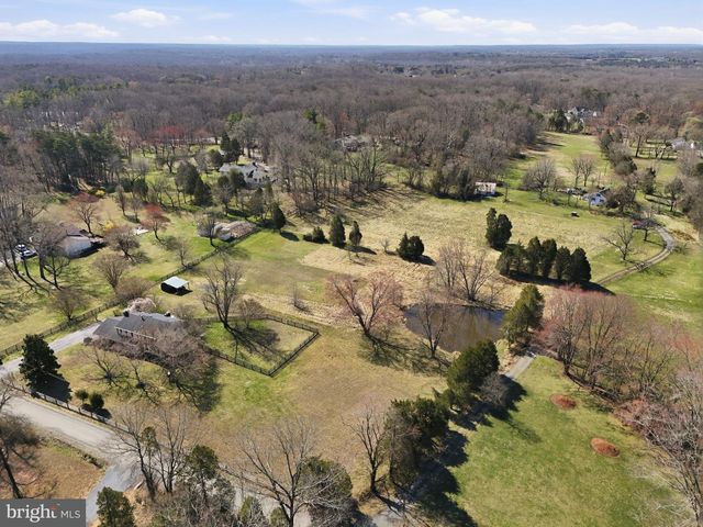 9613 CHEVALLE DR, Manassas, VA 20112