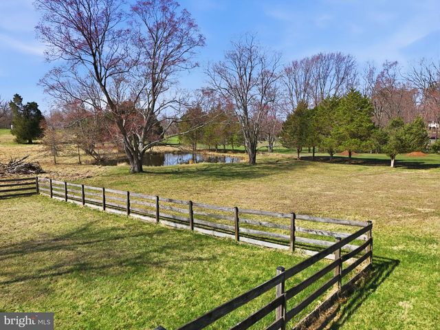 9613 CHEVALLE DR, Manassas, VA 20112