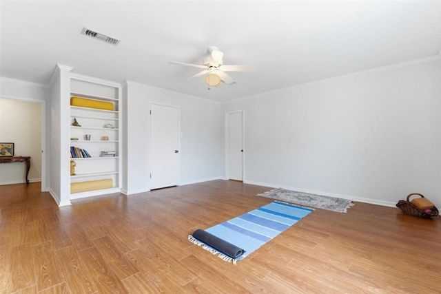 2032 Charvais Drive, Lake Charles, LA 70601