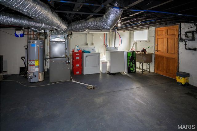 715 Erskine Avenue, St Louis, MO 63125