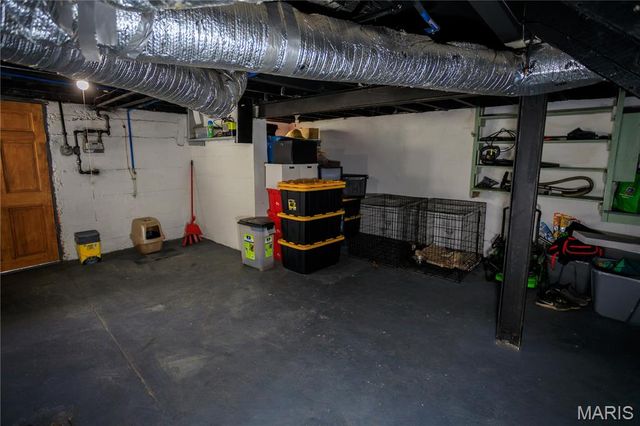 715 Erskine Avenue, St Louis, MO 63125