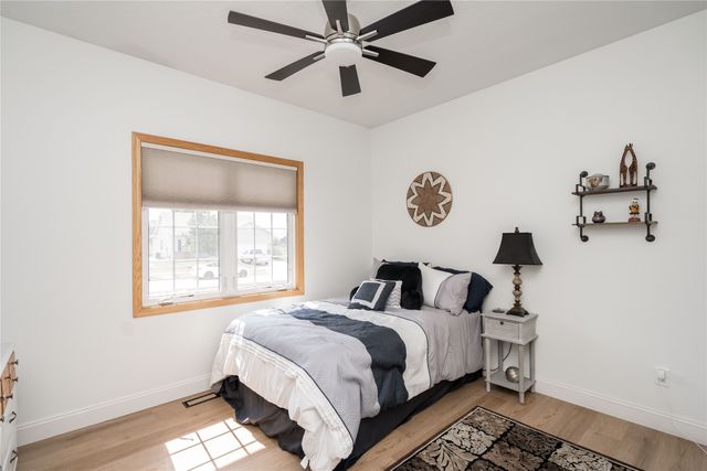 910 NE 45th Street, Ankeny, IA 50021