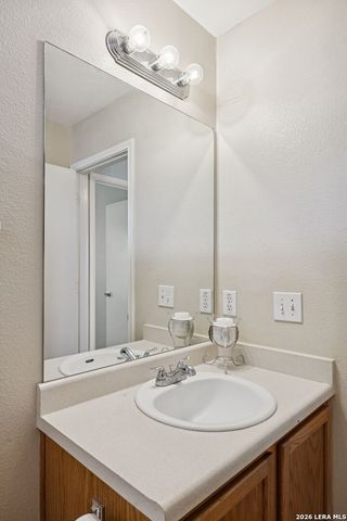 10310 Springwood, Universal City, TX 78148