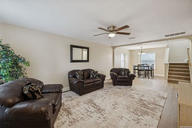 10310 Springwood, Universal City, TX 78148