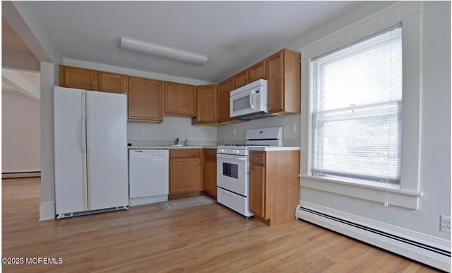 90 Pinckney Road Unit B, Red Bank, NJ 07701