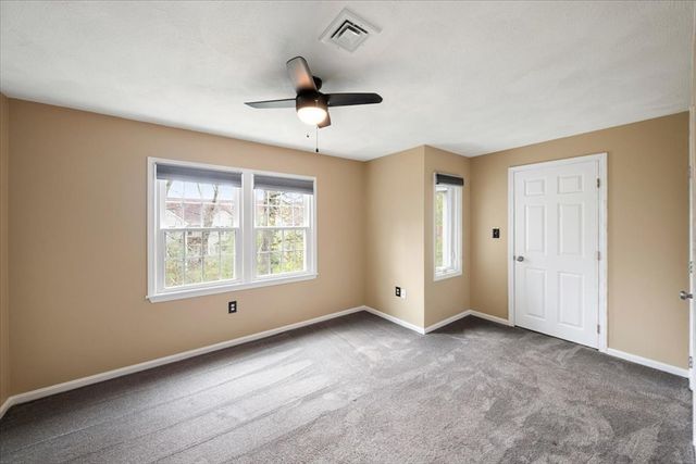 111 Patrick Rd 111, Tewksbury, MA 01876