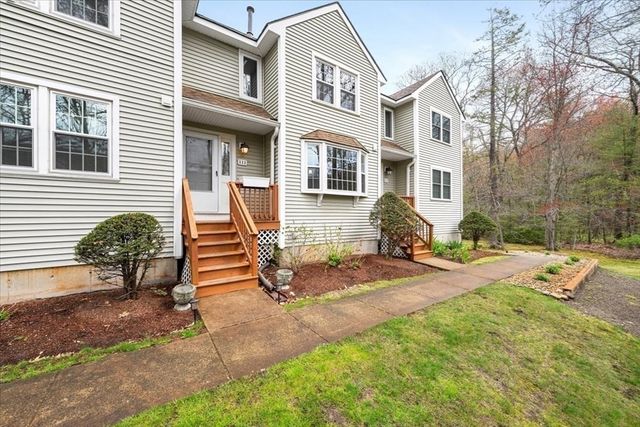 111 Patrick Rd 111, Tewksbury, MA 01876