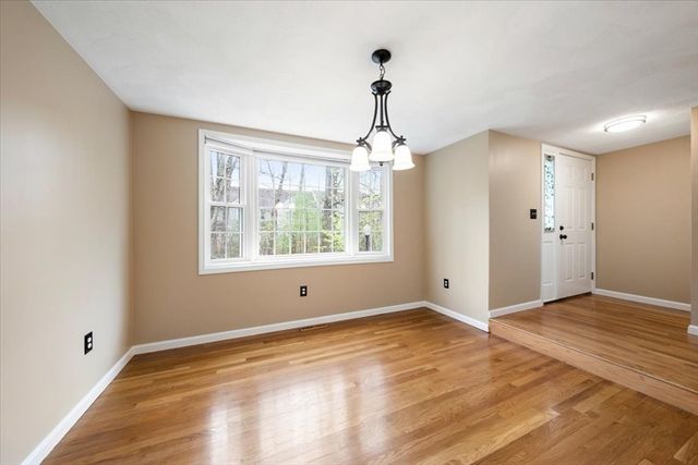 111 Patrick Rd 111, Tewksbury, MA 01876