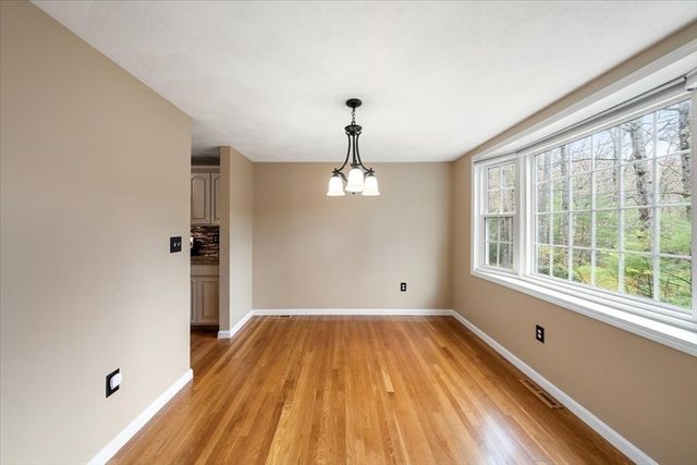 111 Patrick Rd 111, Tewksbury, MA 01876