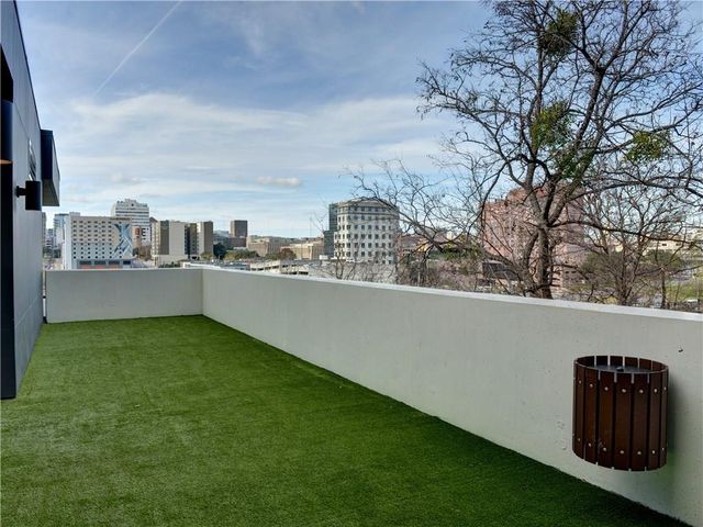 800 Embassy DR 323, Austin, TX 78702