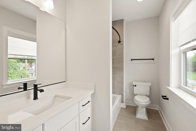 7717 FISHER DR, Falls Church, VA 22043