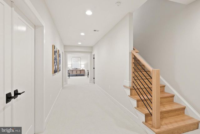 7717 FISHER DR, Falls Church, VA 22043